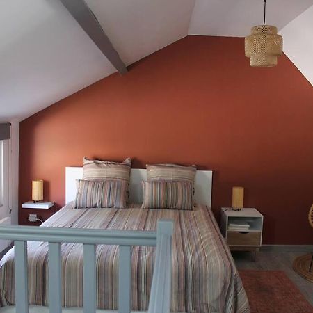 Fresnay-sur-Sarthe Maison Renovee Atoue Locヴィラ エクステリア 写真