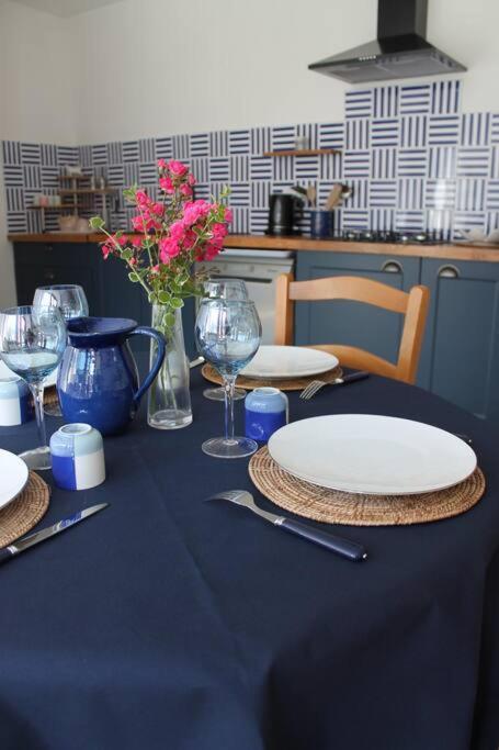 Fresnay-sur-Sarthe Maison Renovee Atoue Locヴィラ エクステリア 写真